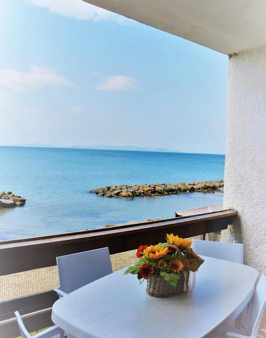 Baia Etrusca Resort Riotorto 2*,